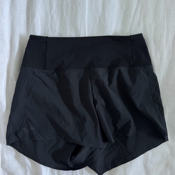 arcteryx Women's Black Athletic Shorts - Picture 1 of 4